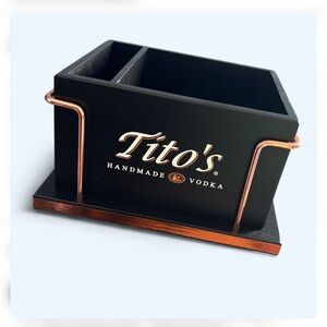 Tito’s vodka Black & Copper napkin and bar straw holder